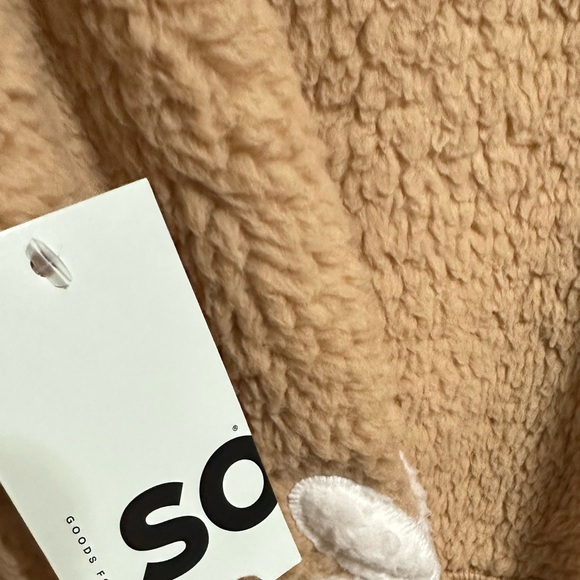 SO Tan Teddy Jacket with White Floral Design - Picture 6 of 8